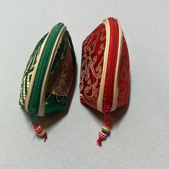 NEW Embroidered Zipper Coin Purse / Jewelry Bag Pack of 2 - Picture 4 of 6